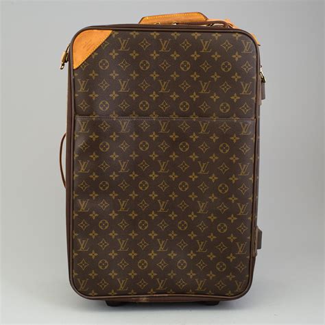 airport louis vuitton luggage|louis vuitton suitcase carry on.